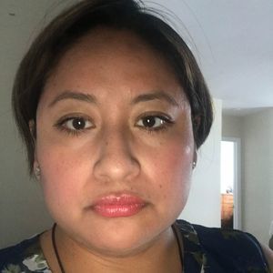 Meet your Posher, Zoila